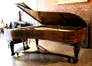 Piano_1.jpg